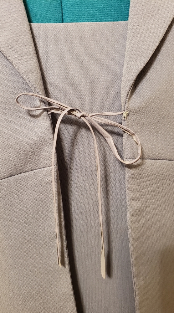 Tempo Paris Lavender Dress Suit - Picture 4 of 9